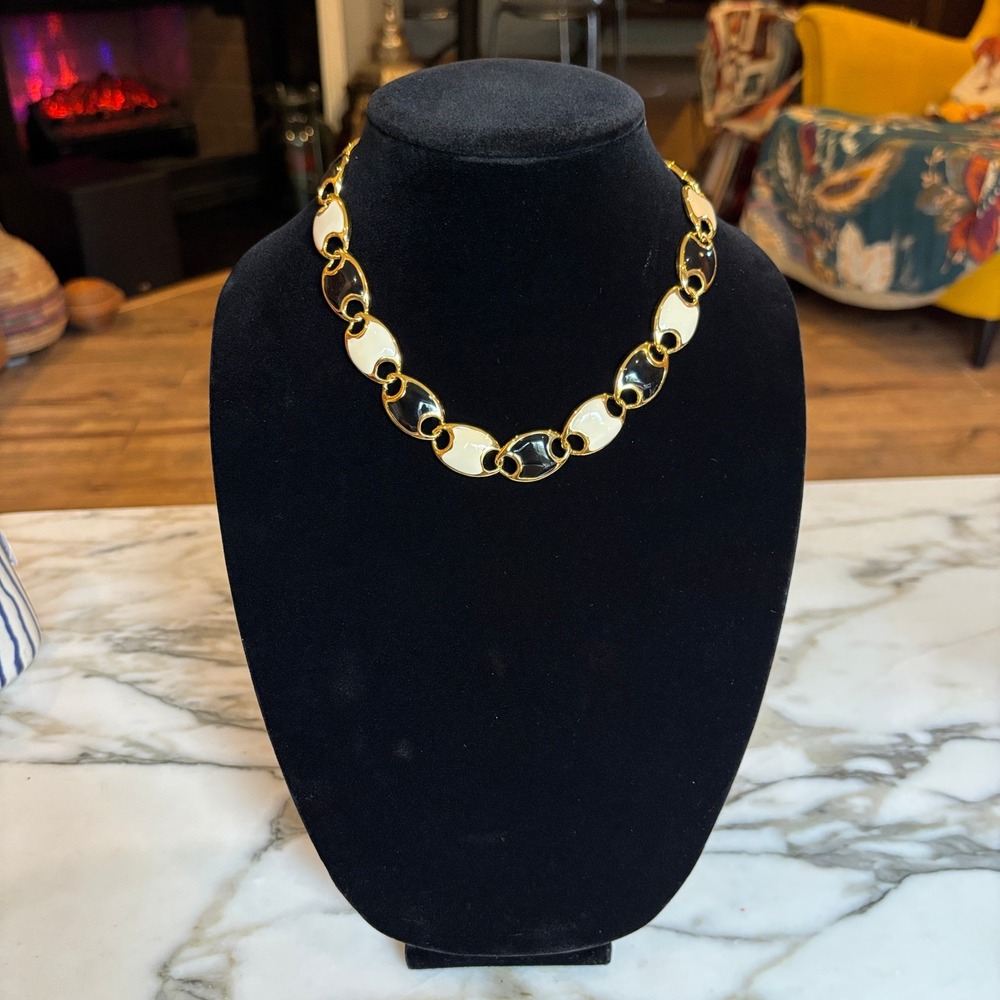 Vintage Black and White Enamel Gold Tone Link Collar Necklace